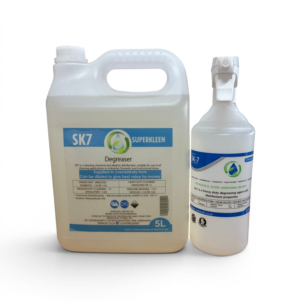 SK7 Original Bundle featuring a 5L degreaser refill container and a 1L spray foamer bottle.