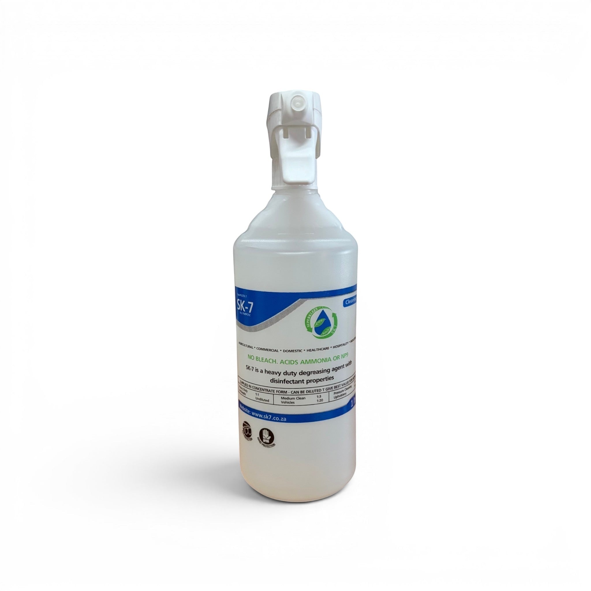 SK7 multi-purpose alkaline degreaser in a 1L white plastic spray bottle with a trigger foamer nozzle.